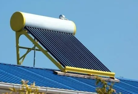 小依太阳能热水器清洗教程？太阳能热水器不加热怎么回事？太阳能热水器控制面板说明书